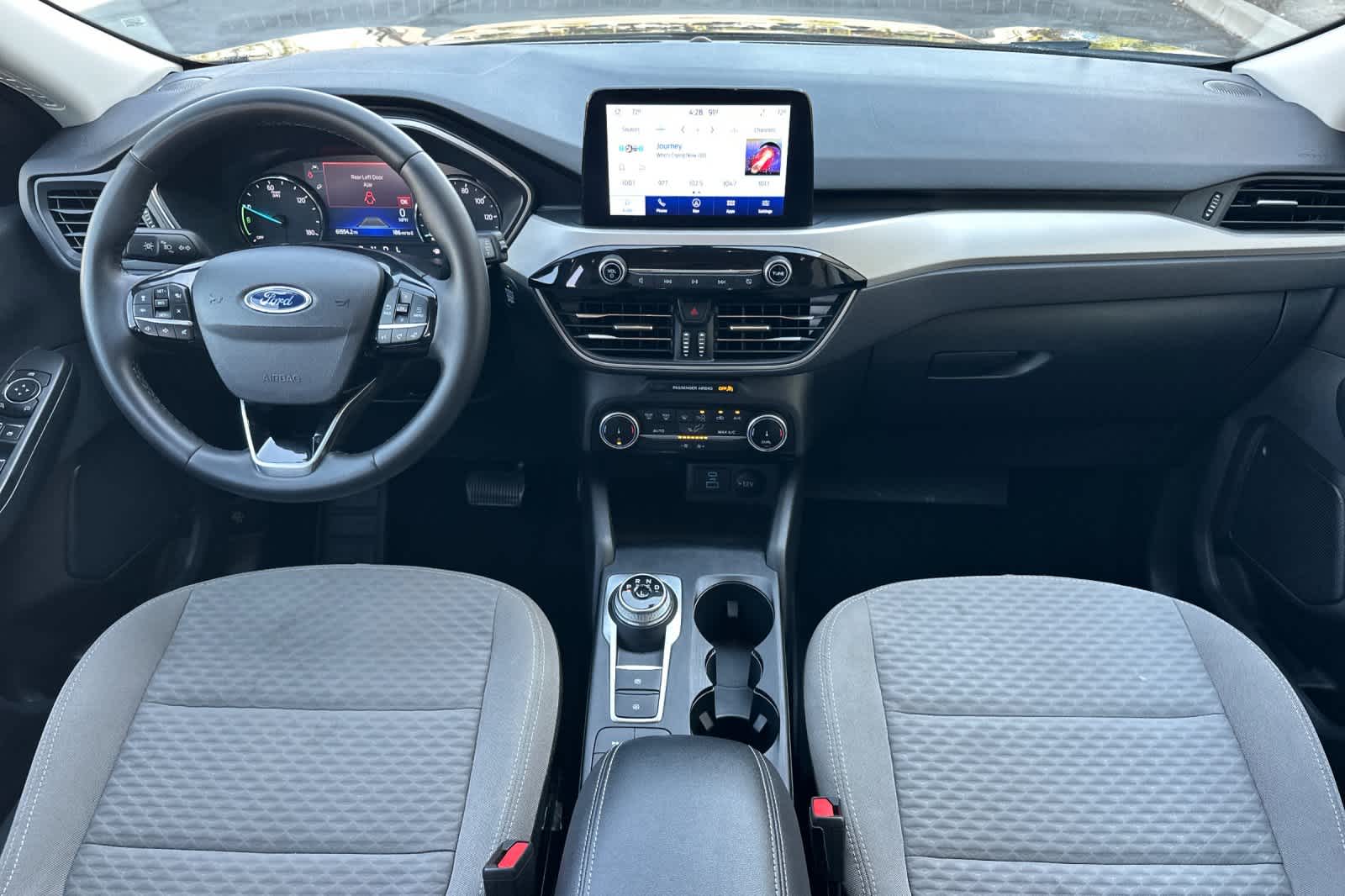 Thumbnail: 2022 Ford Escape - 3