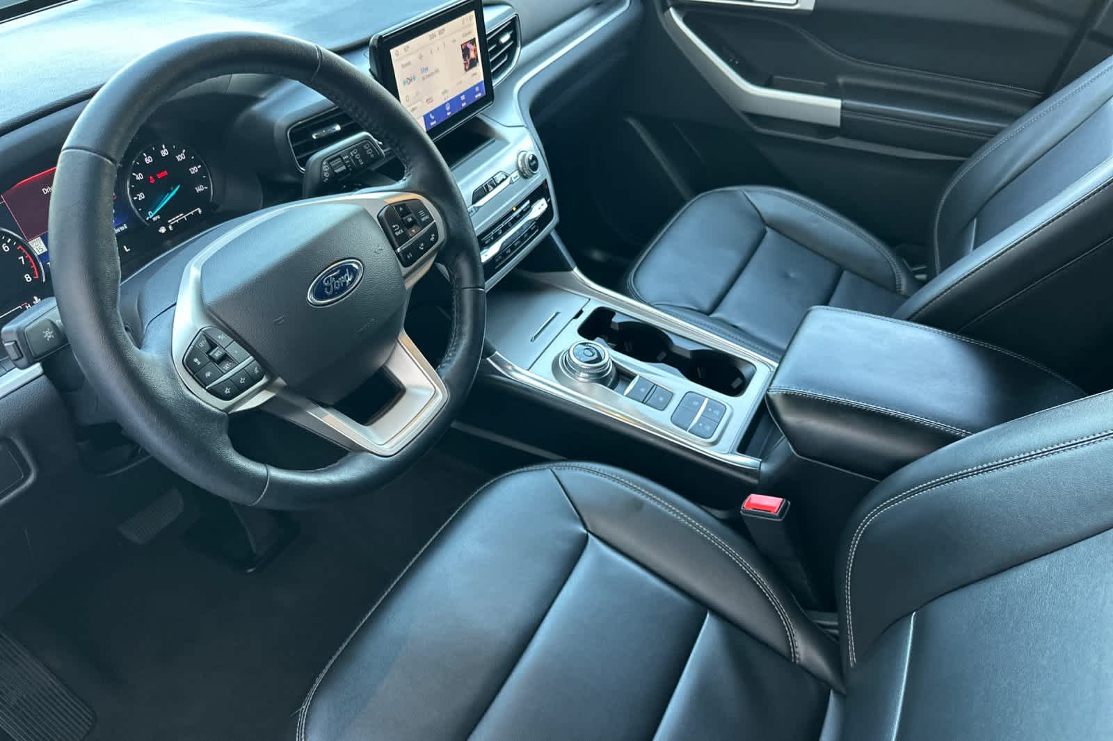 Thumbnail: 2022 Ford Explorer - 12