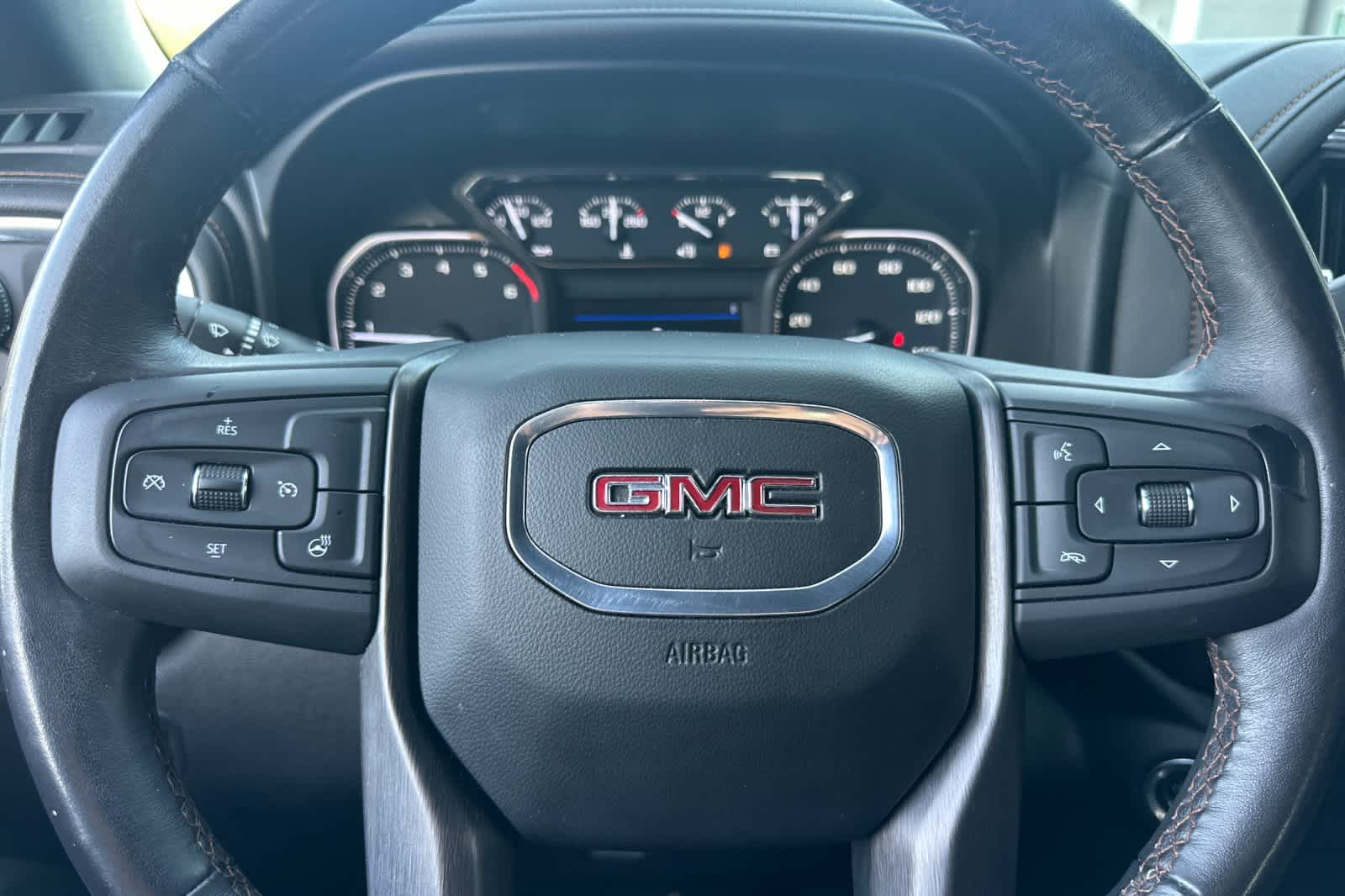 Thumbnail: 2021 GMC Sierra 1500 - 23