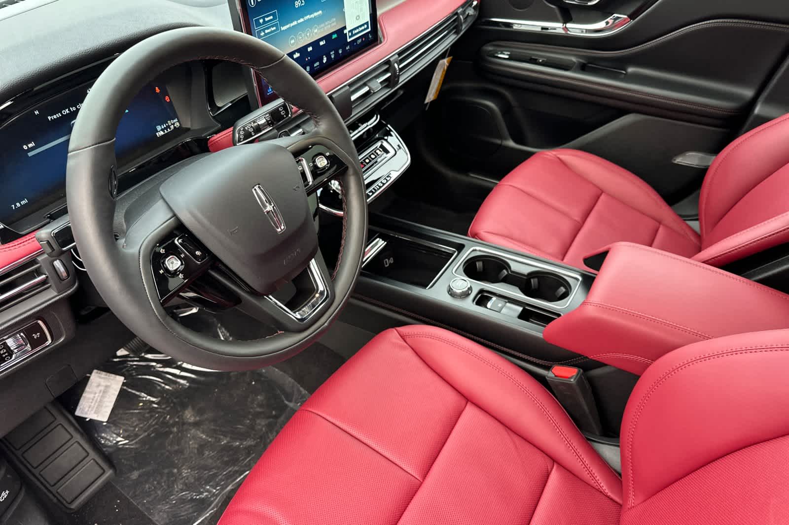 Thumbnail: 2026 Lincoln Corsair - 12