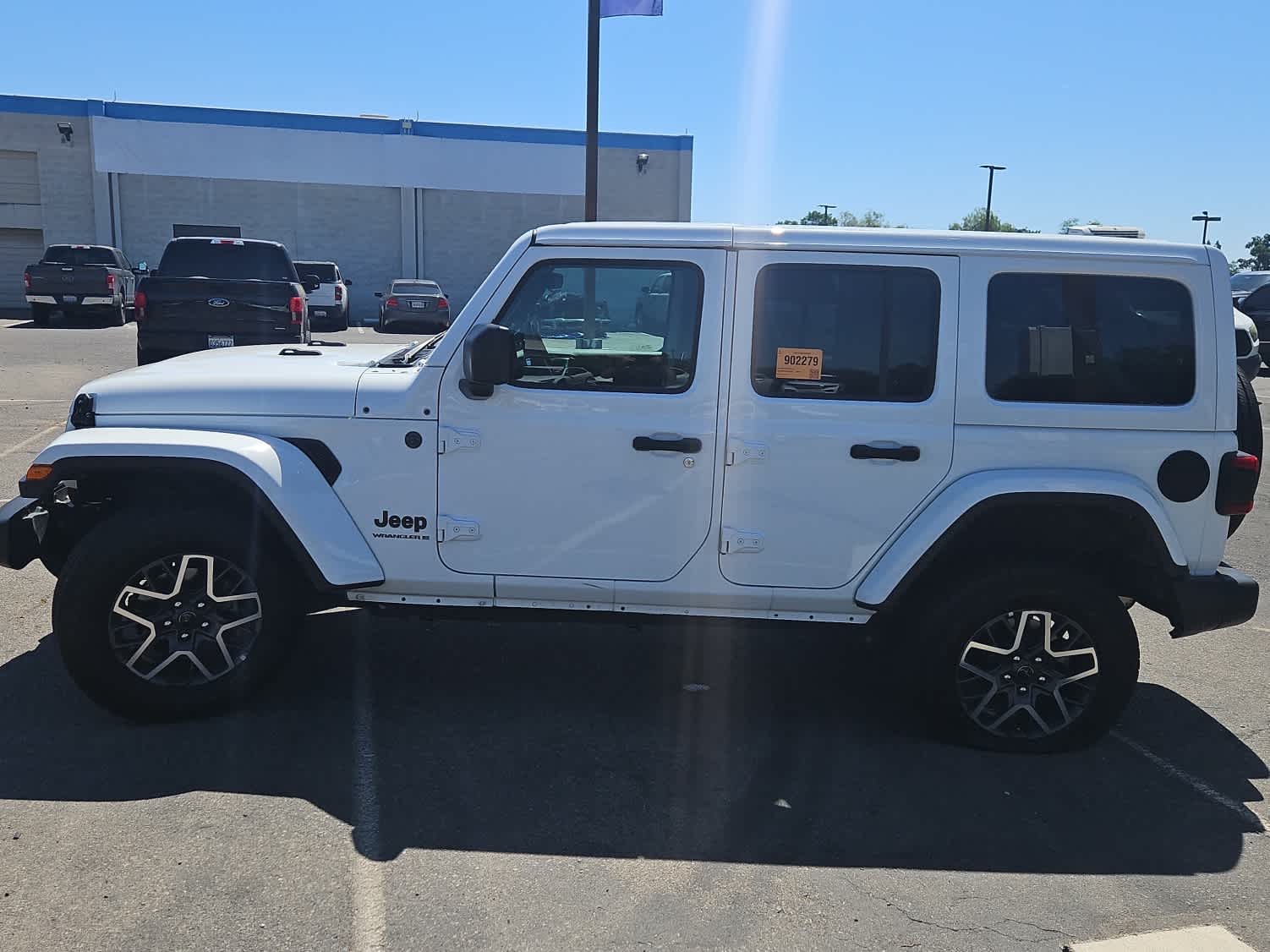 Thumbnail: 2025 Jeep Wrangler - 5