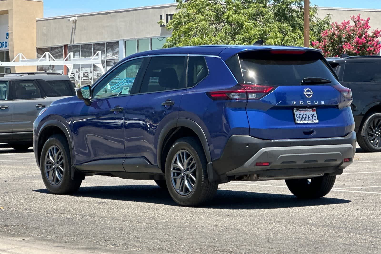 Thumbnail: 2023 Nissan Rogue - 5