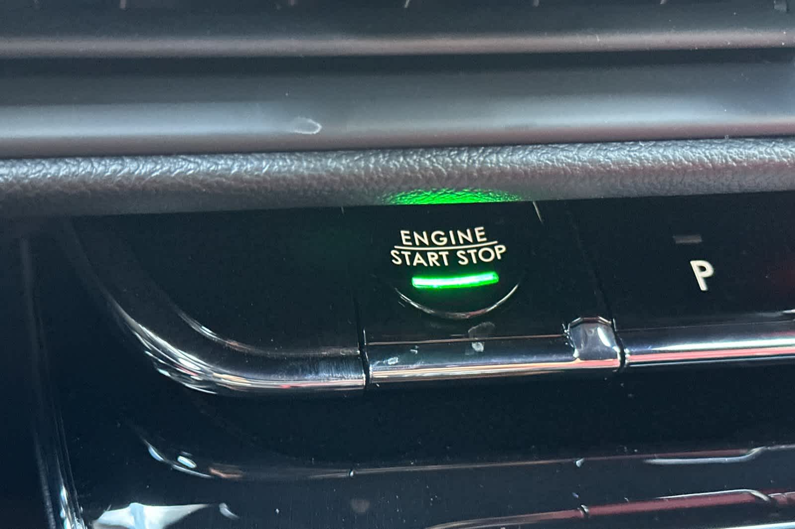 Thumbnail: 2025 Lincoln Corsair - 24