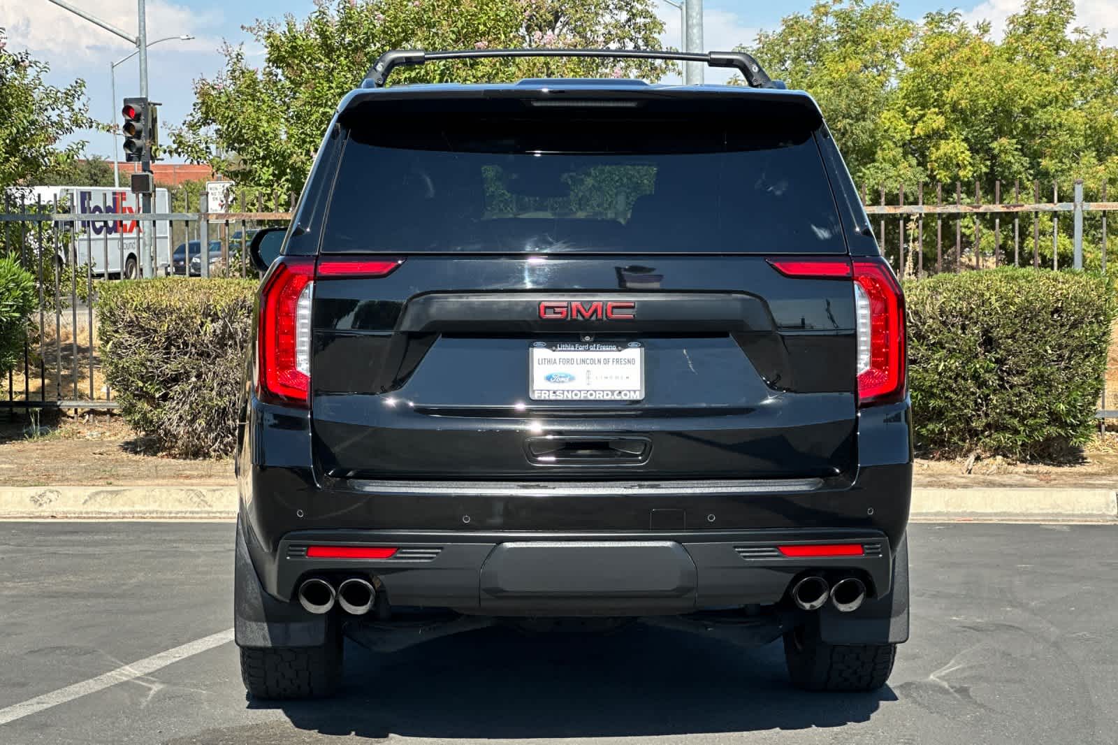 Thumbnail: 2023 GMC Yukon XL - 7