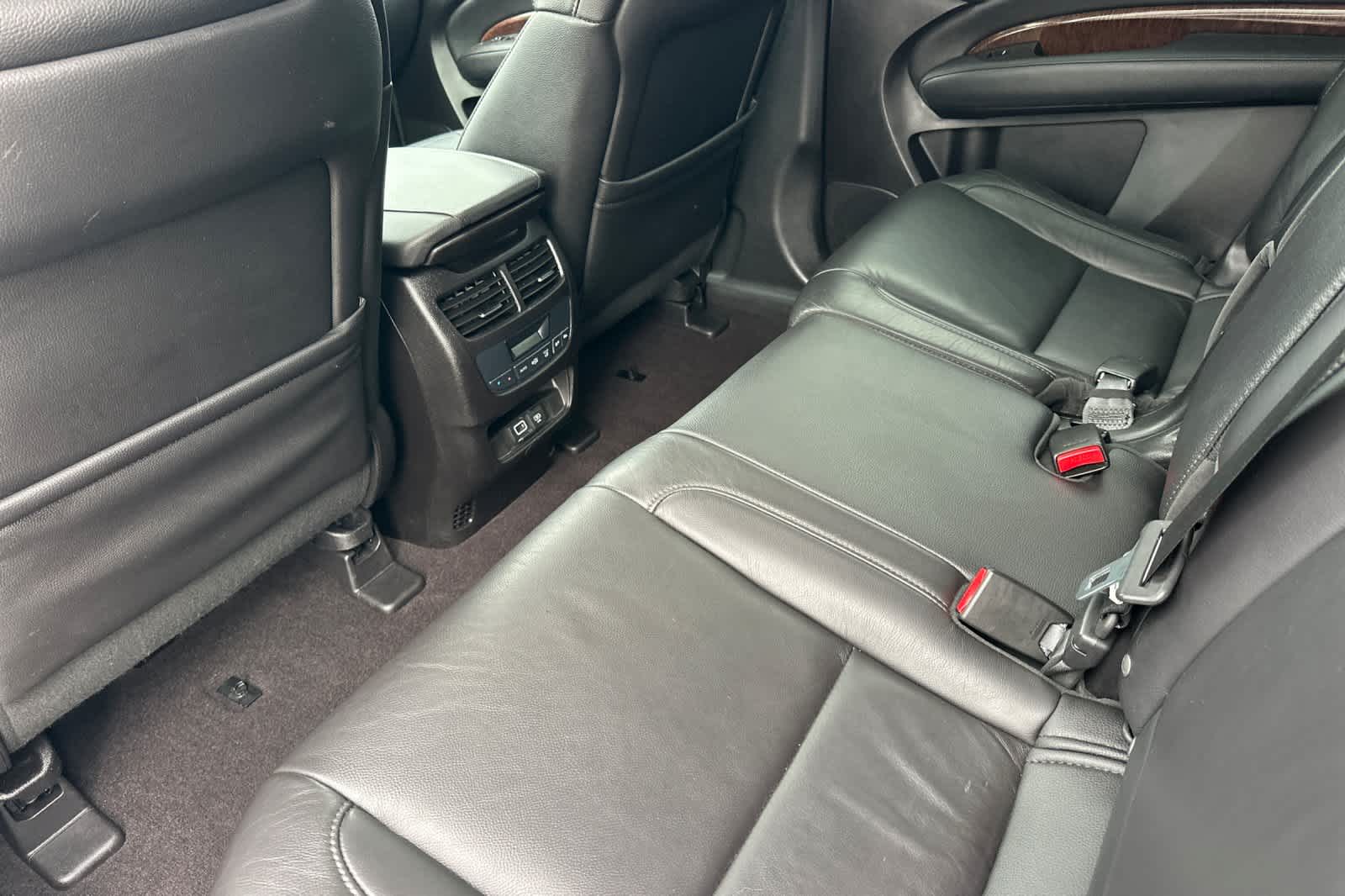 Thumbnail: 2020 Acura MDX - 4