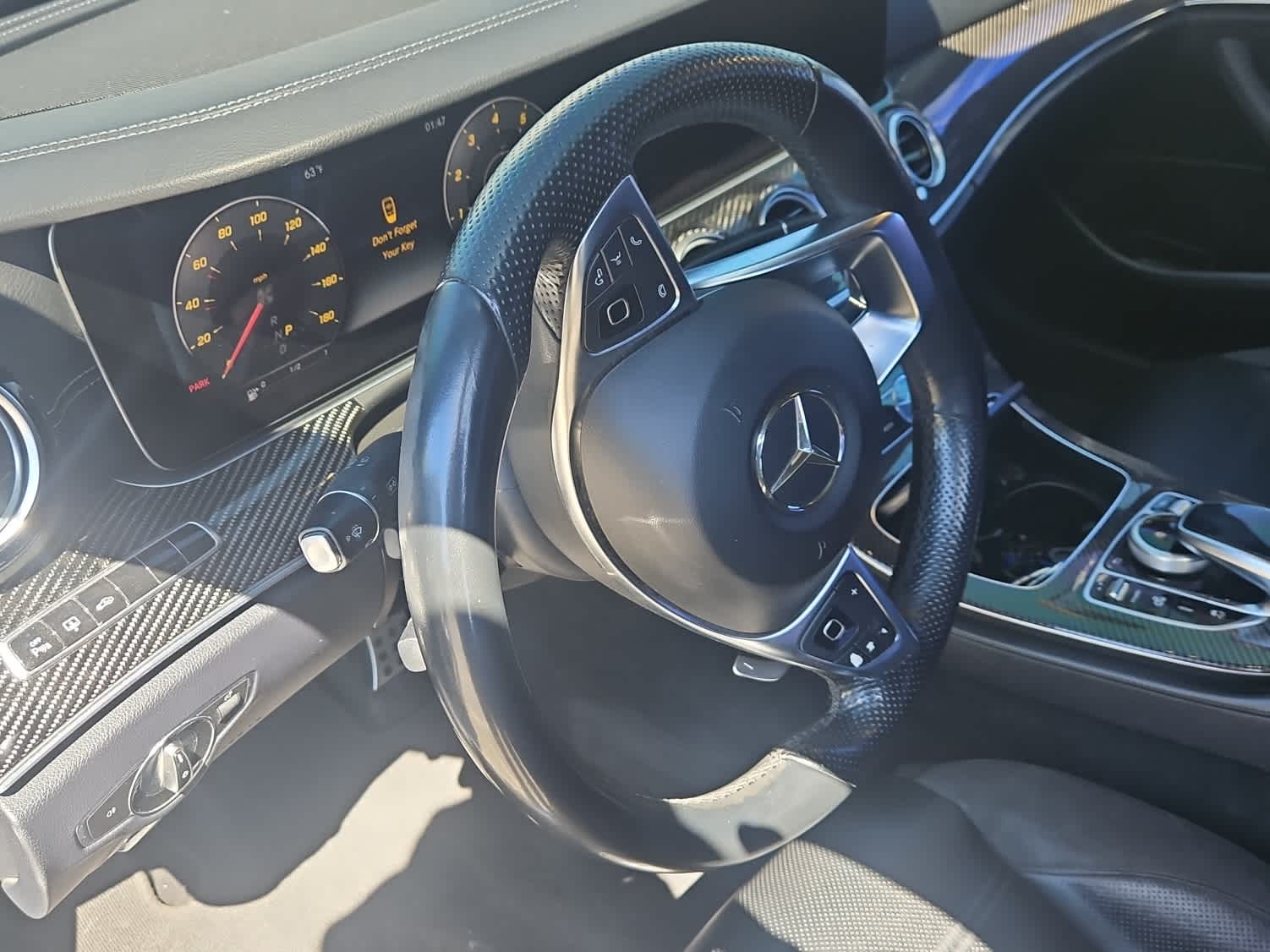 Thumbnail: 2018 Mercedes-Benz E-Class - 2