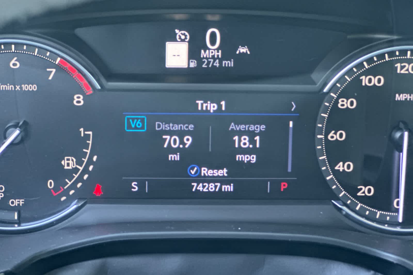 Thumbnail: 2021 Cadillac XT6 - 27