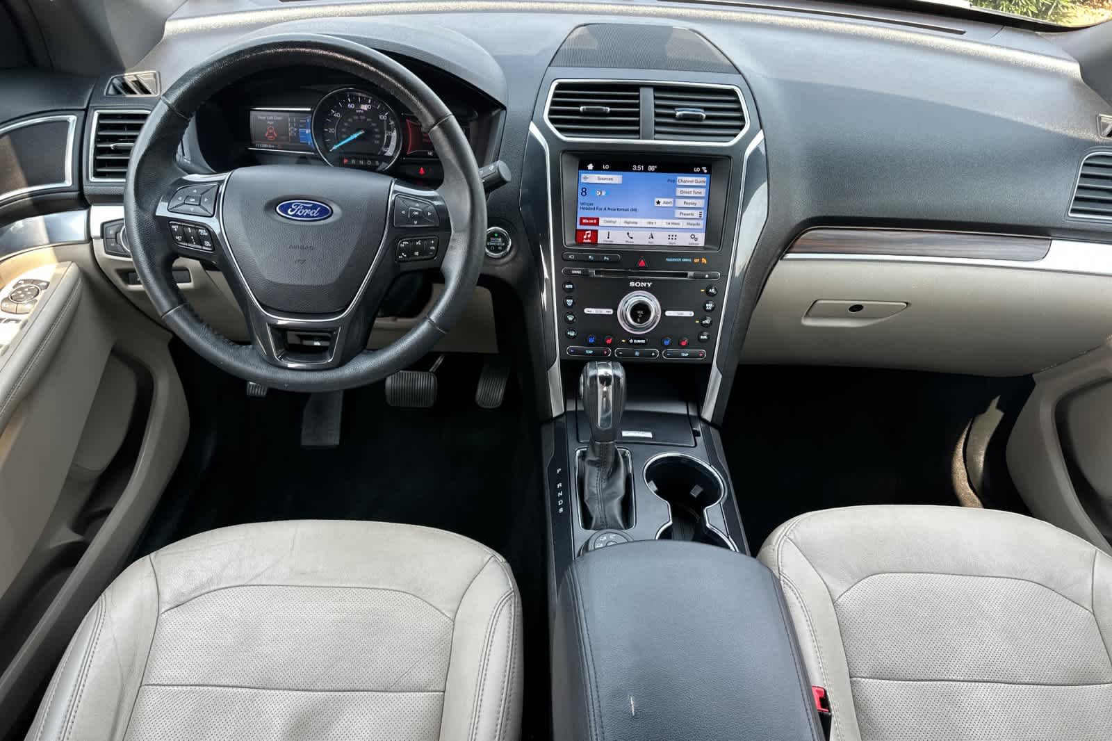 Thumbnail: 2018 Ford Explorer - 3