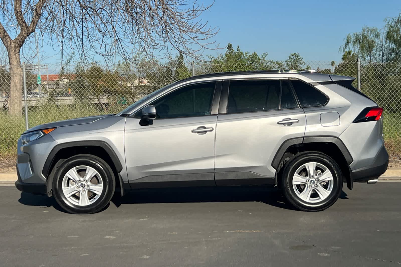 Thumbnail: 2020 Toyota RAV4 - 5