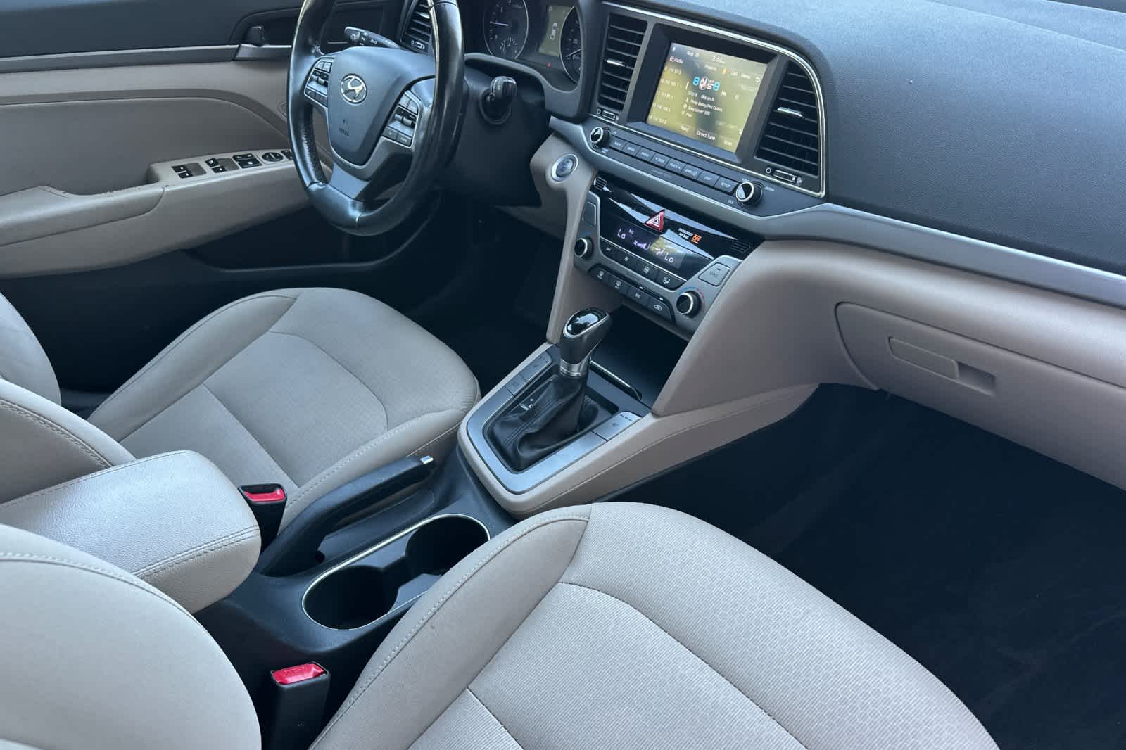 Thumbnail: 2017 Hyundai Elantra - 15