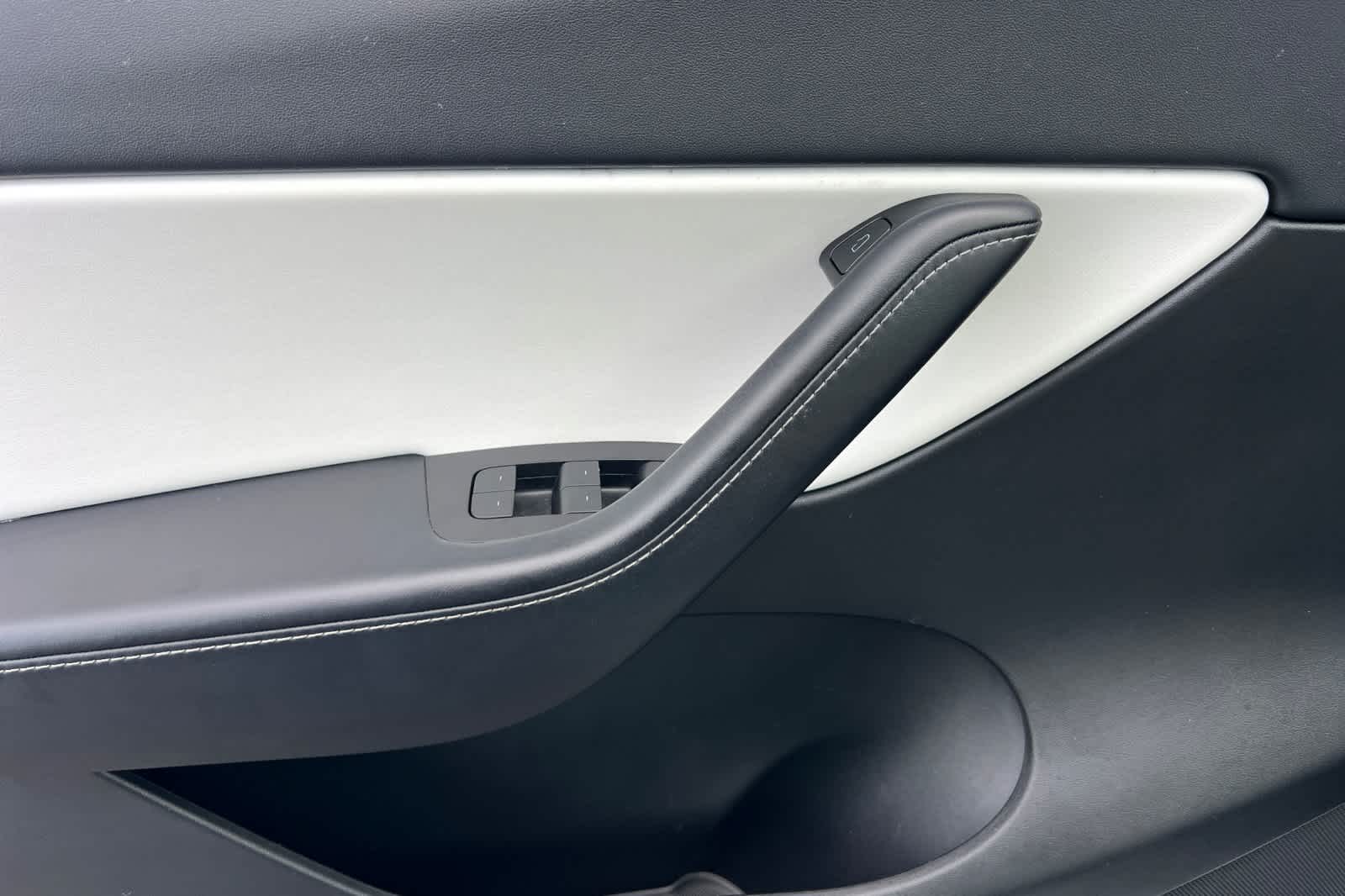 Thumbnail: 2021 Tesla Model Y - 12