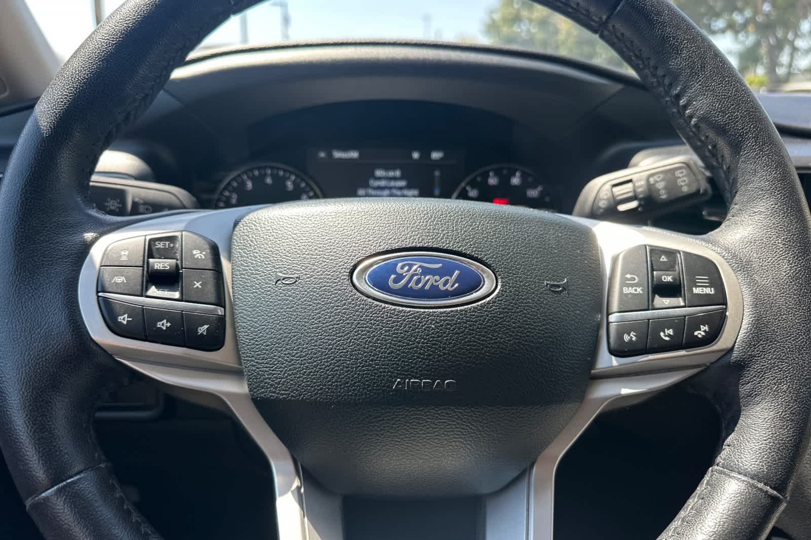 Thumbnail: 2023 Ford Explorer - 25