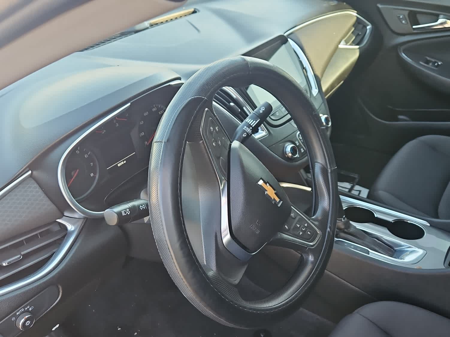 Thumbnail: 2020 Chevrolet Malibu - 2