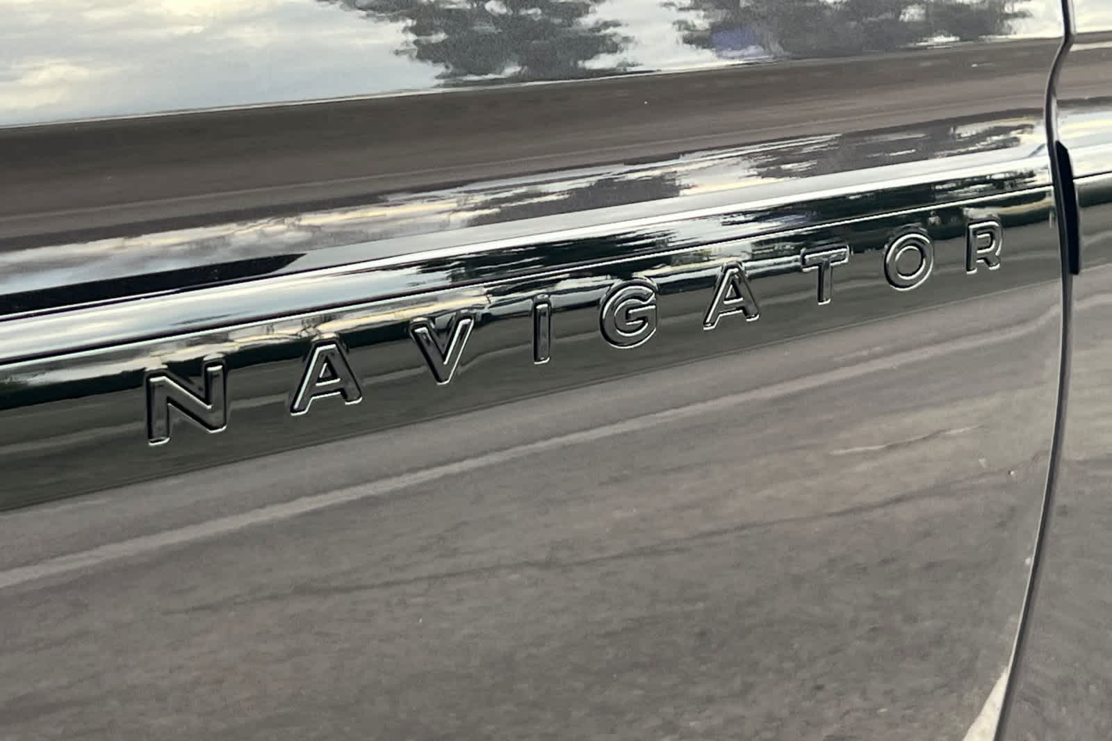 Thumbnail: 2026 Lincoln Navigator L - 29