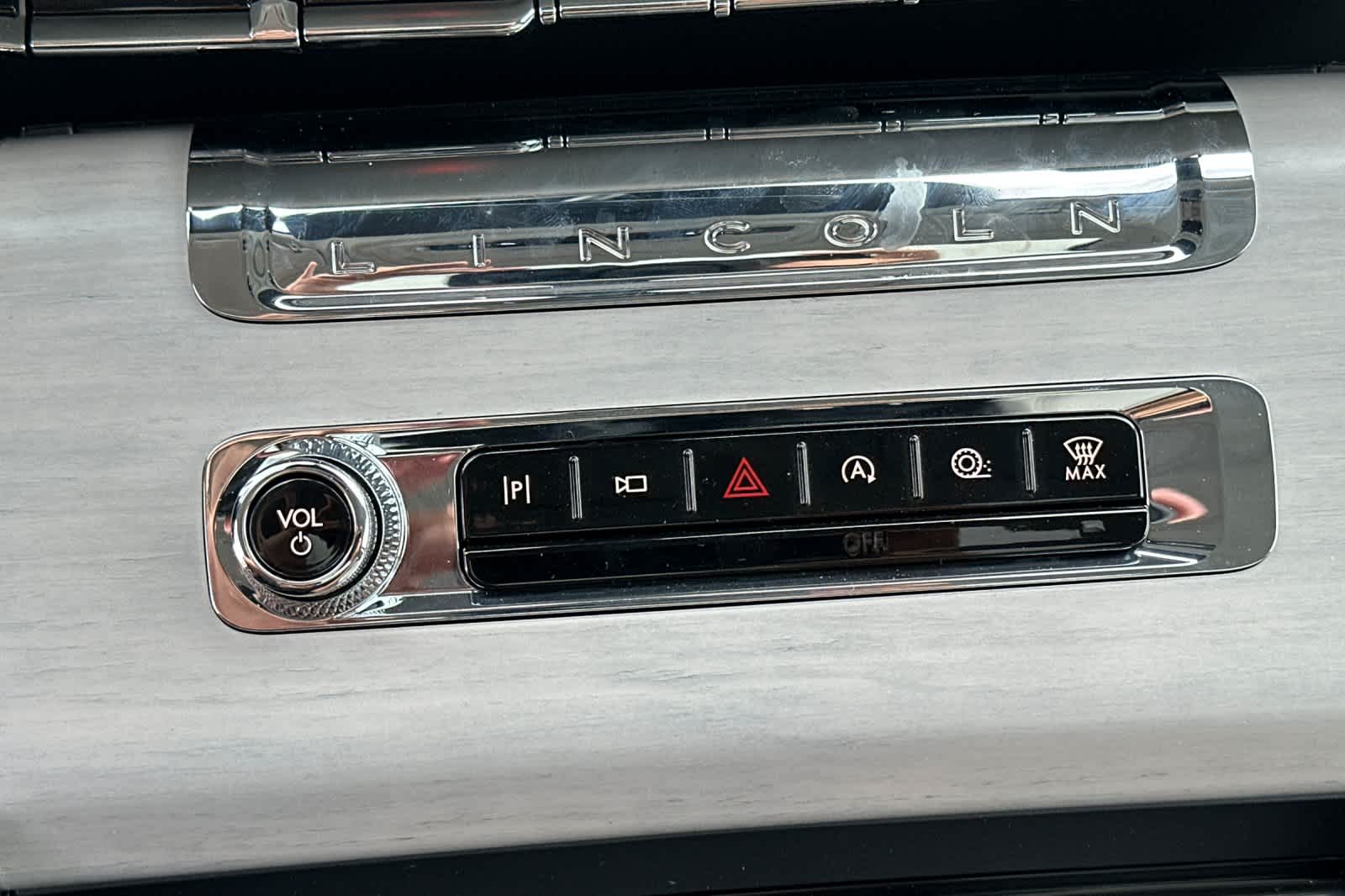 Thumbnail: 2025 Lincoln Aviator - 20