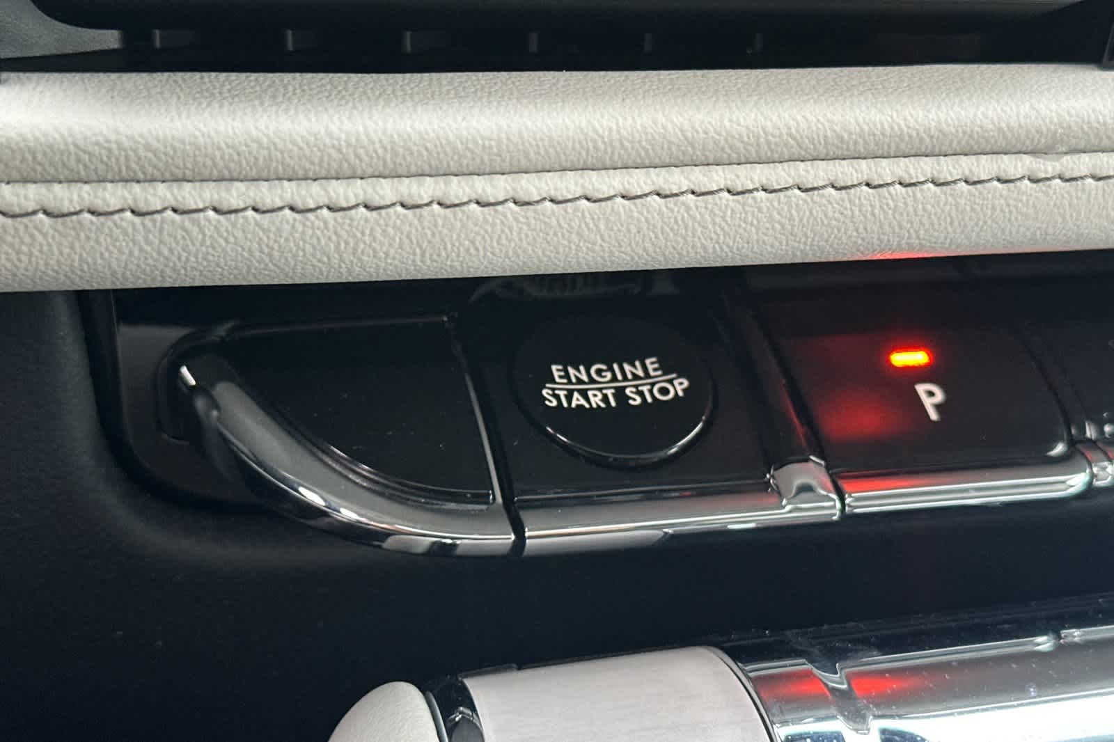 Thumbnail: 2025 Lincoln Aviator - 24