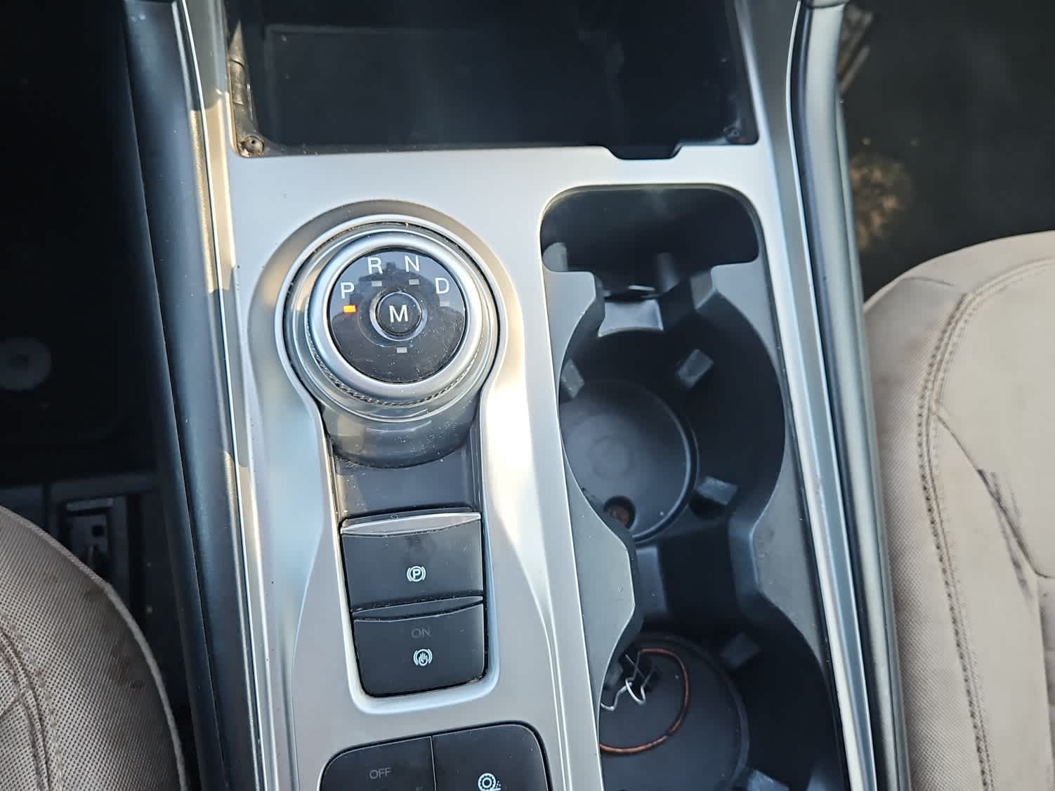 Thumbnail: 2020 Ford Explorer - 20