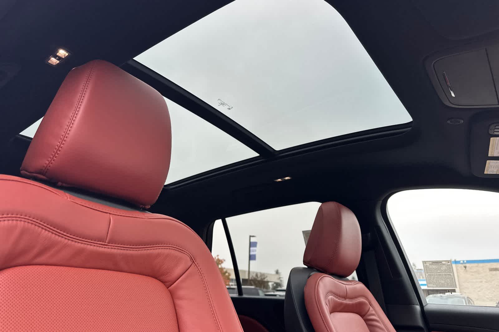 Thumbnail: 2026 Lincoln Aviator - 19