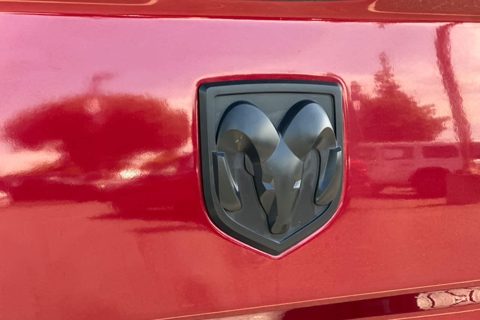 Thumbnail: 2024 RAM 1500 Classic - 25