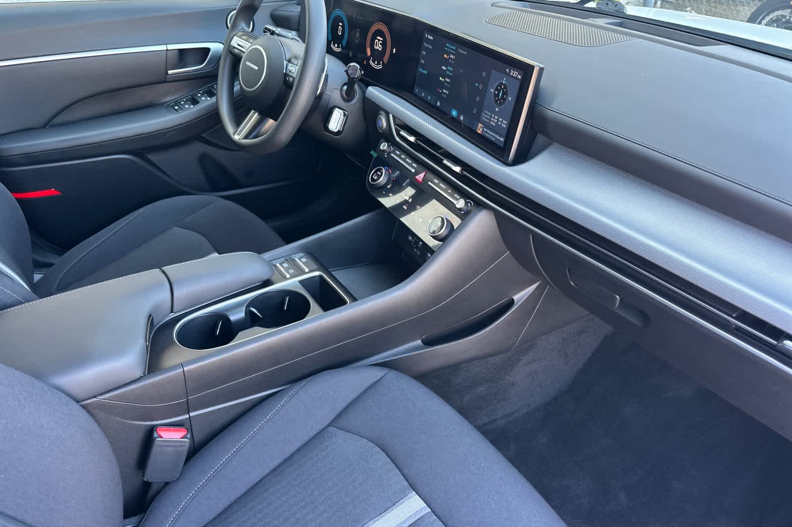 Thumbnail: 2024 Hyundai Sonata - 15