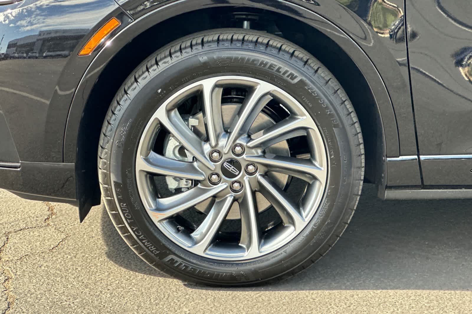 Thumbnail: 2025 Lincoln Corsair - 28