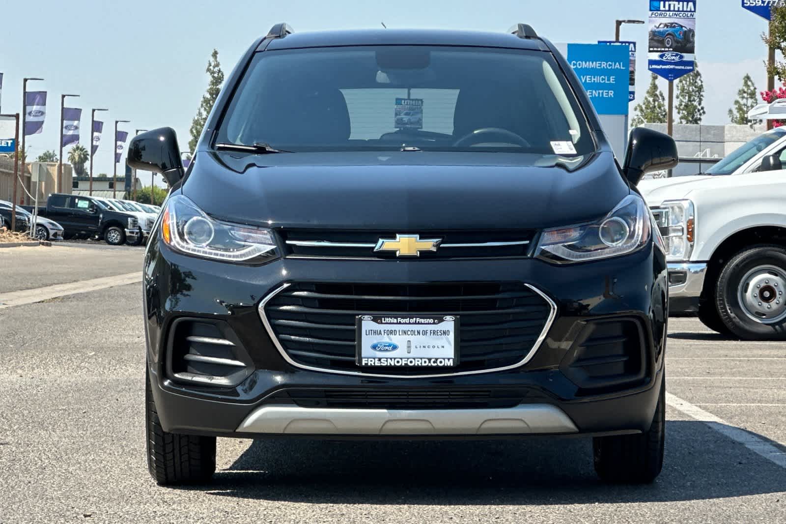 Thumbnail: 2022 Chevrolet Trax - 10