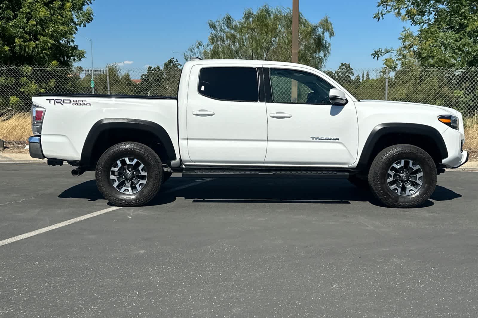 Thumbnail: 2023 Toyota Tacoma - 9
