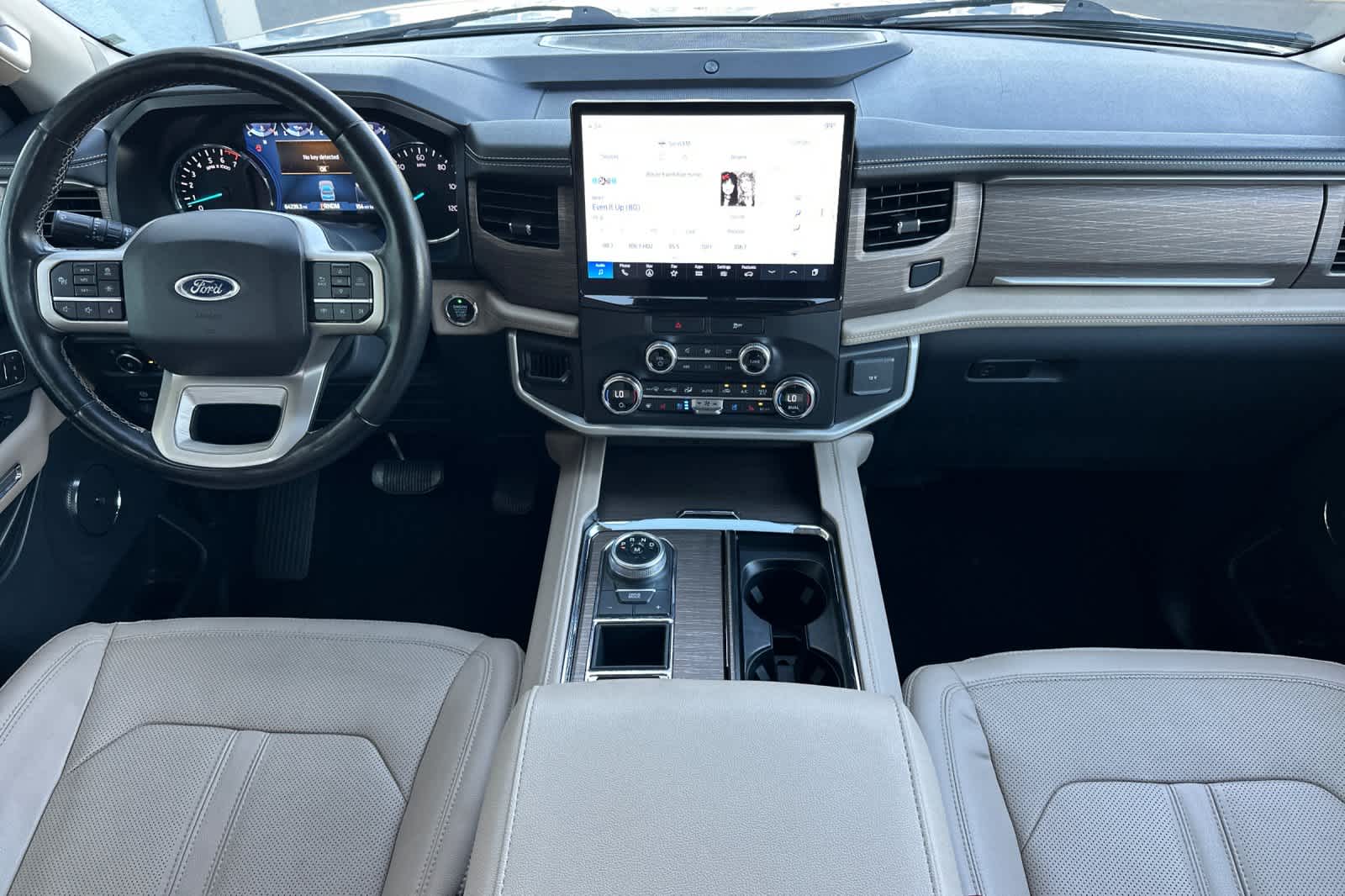 Thumbnail: 2022 Ford Expedition - 3
