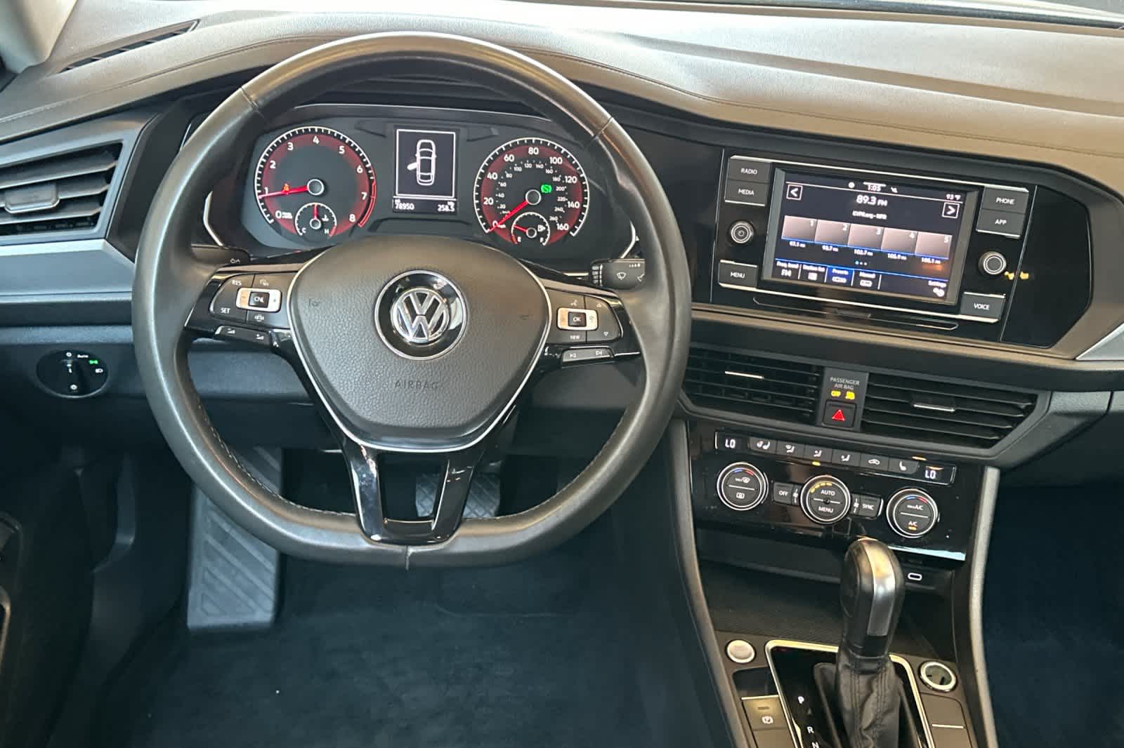 2020 Volkswagen Jetta SE 15