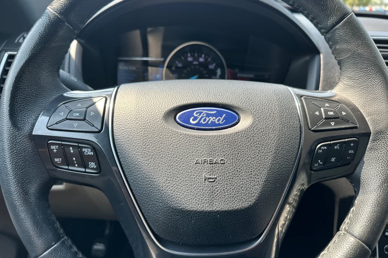 Thumbnail: 2018 Ford Explorer - 24