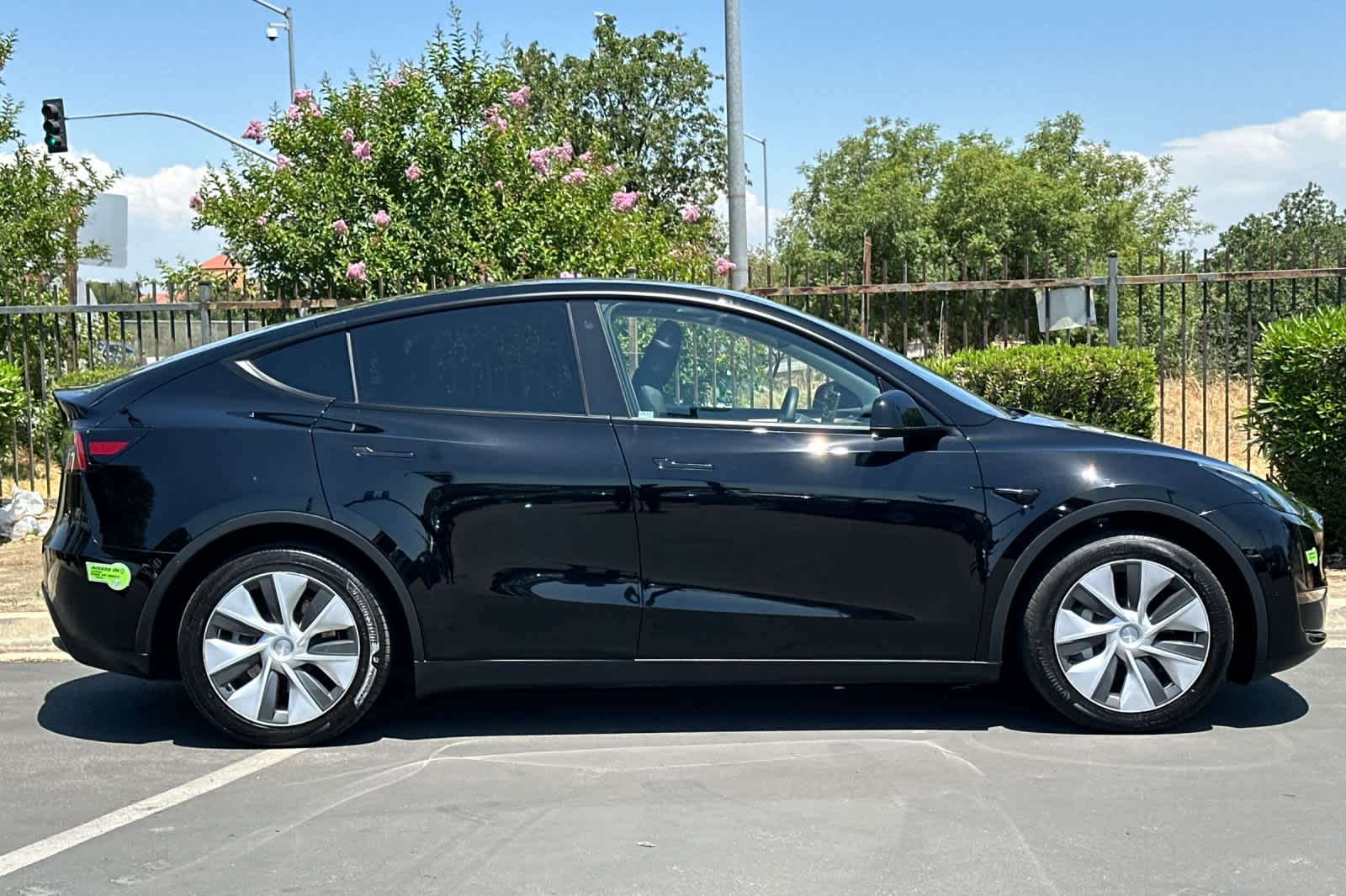 2023 Tesla Model Y Long Range 8