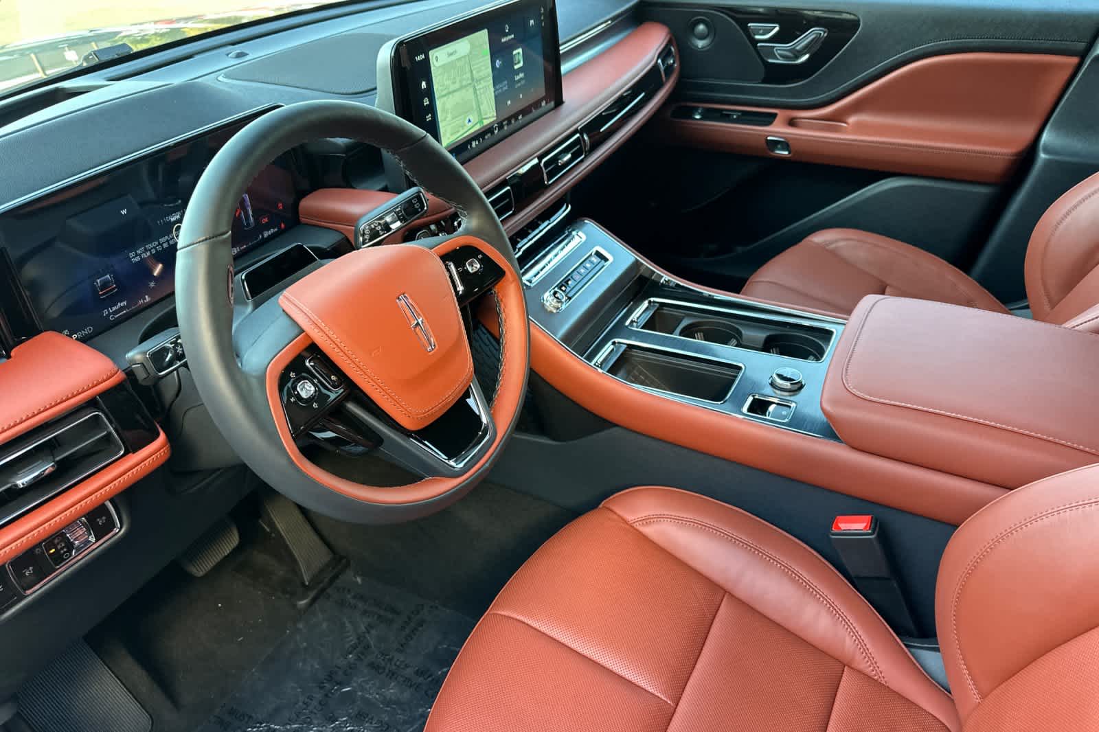 Thumbnail: 2025 Lincoln Aviator - 12