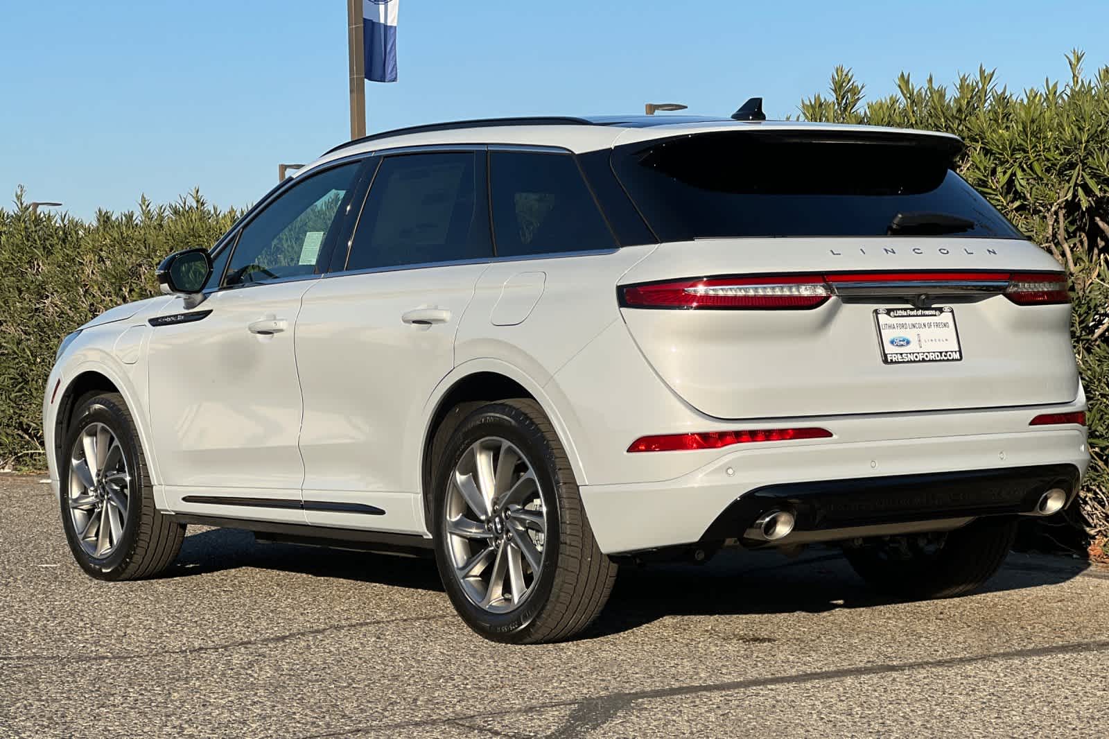 Thumbnail: 2026 Lincoln Corsair - 6