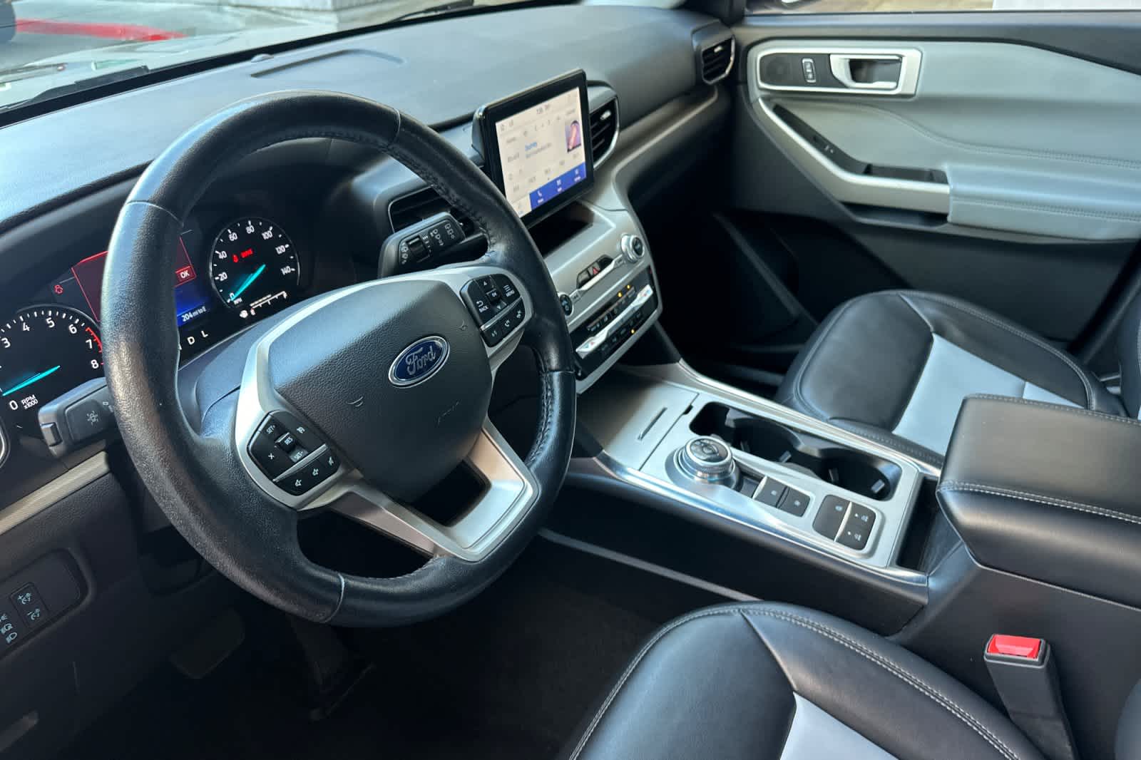 Thumbnail: 2022 Ford Explorer - 12