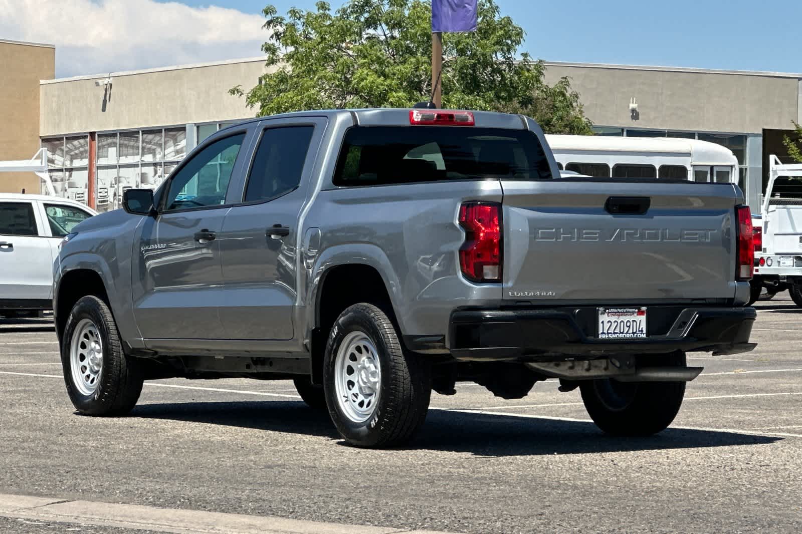 Thumbnail: 2024 Chevrolet Colorado - 6