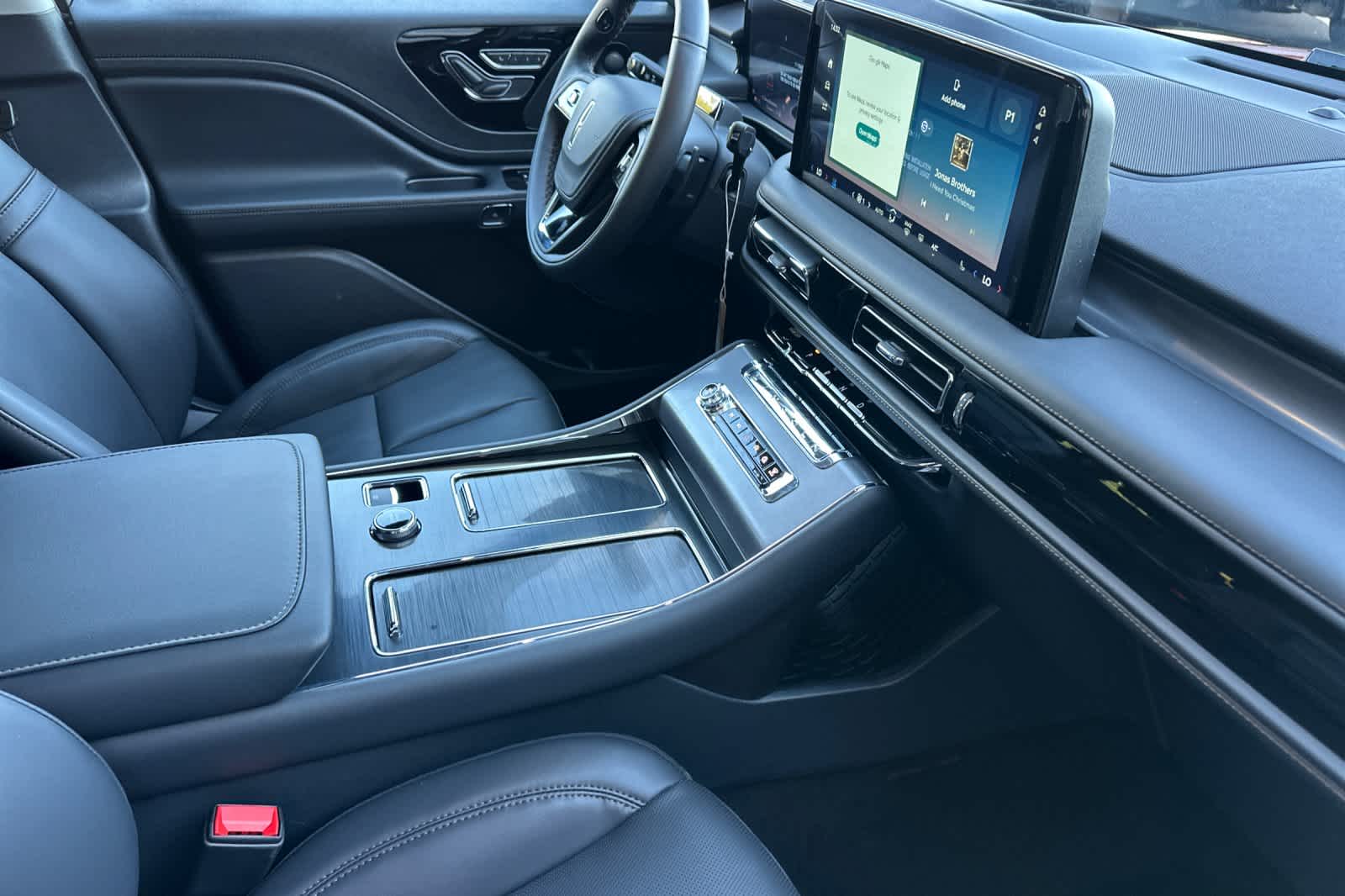 Thumbnail: 2026 Lincoln Aviator - 18