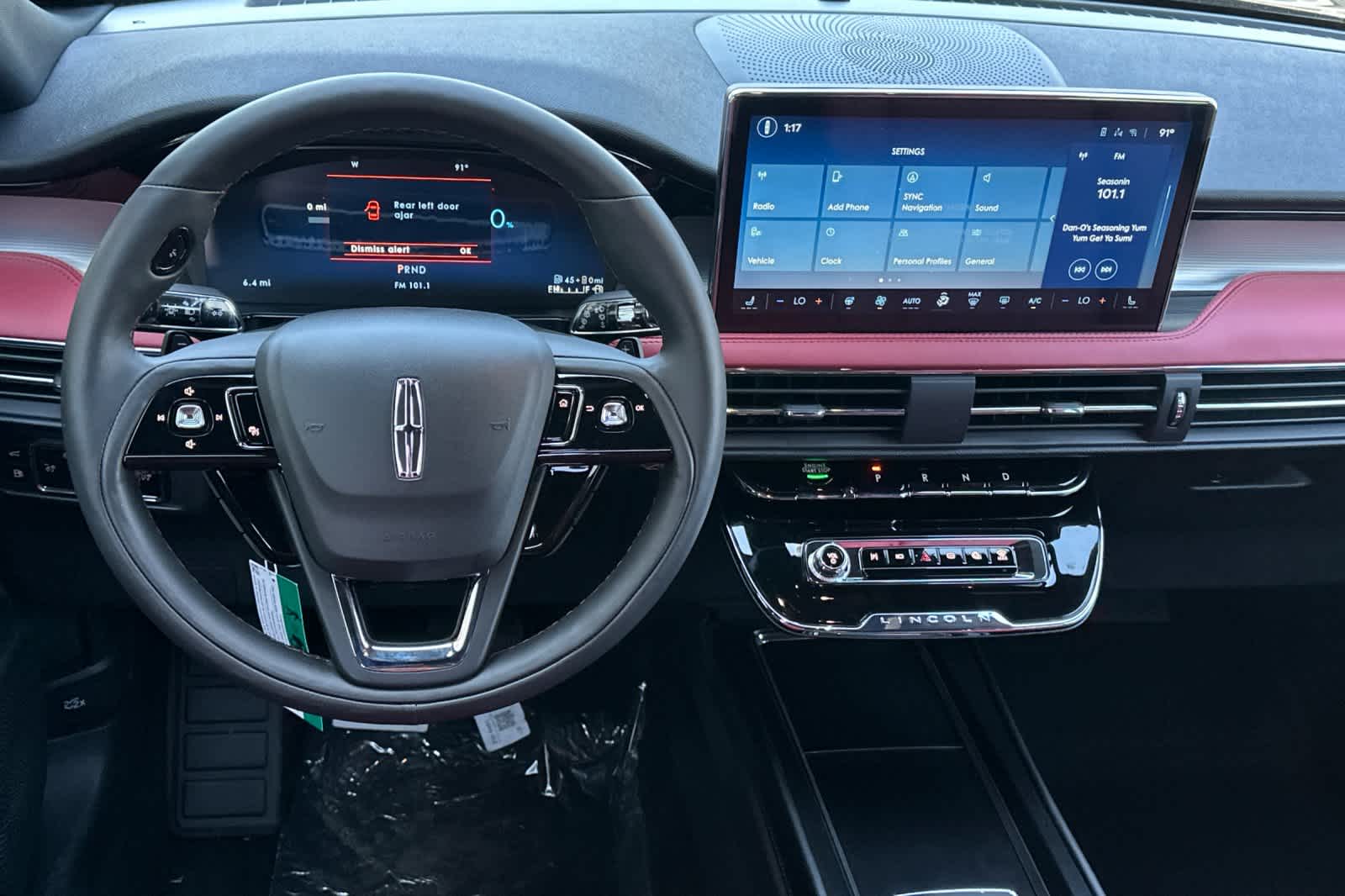 Thumbnail: 2025 Lincoln Corsair - 15