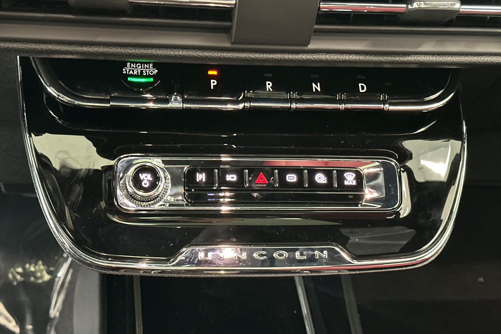 Thumbnail: 2026 Lincoln Corsair - 21