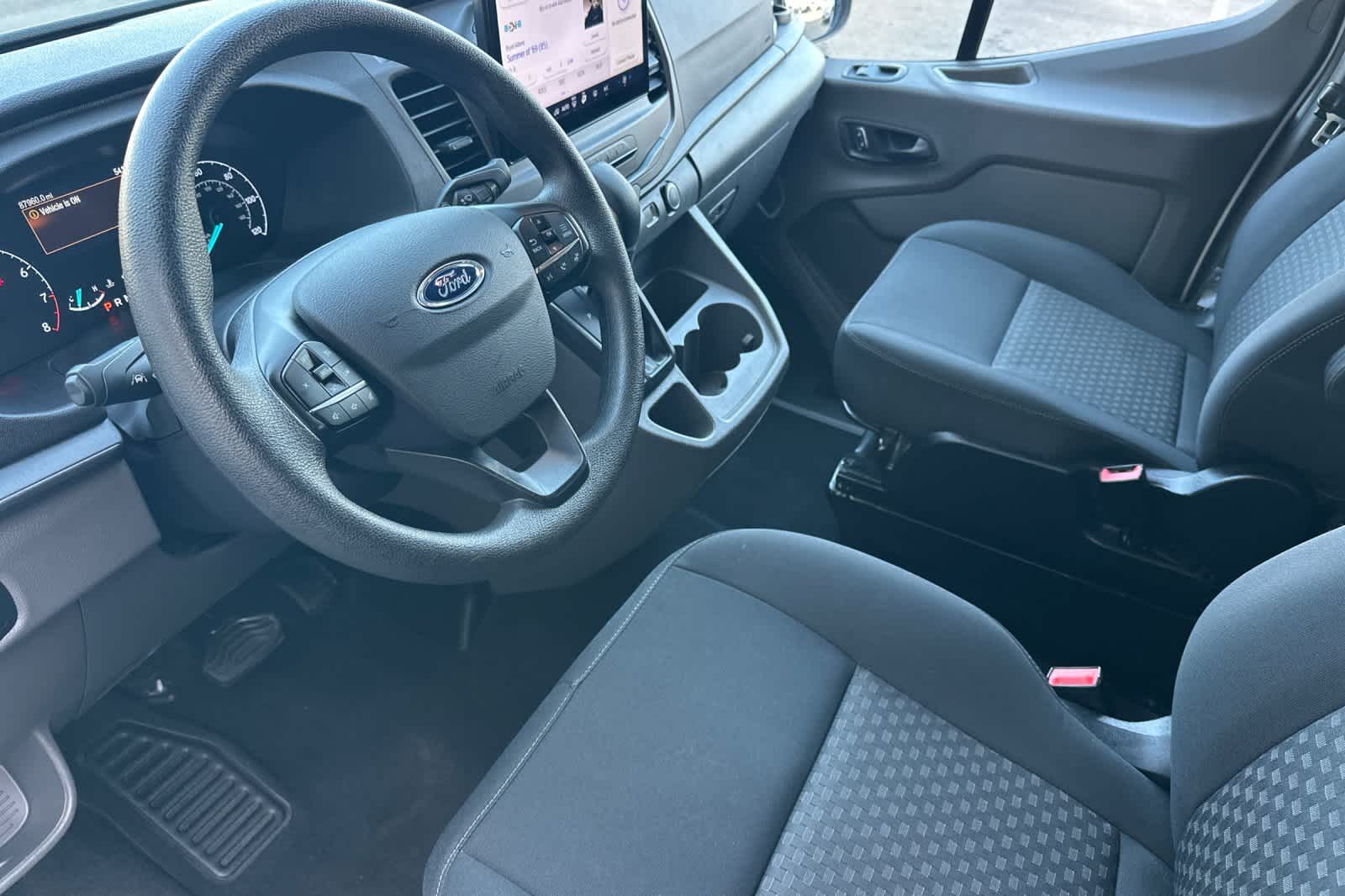 Thumbnail: 2022 Ford Econoline - 11