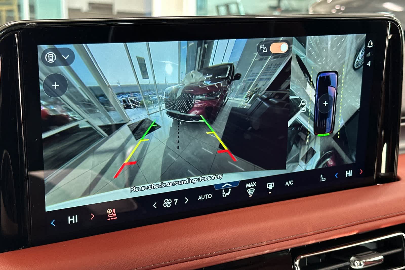 Thumbnail: 2026 Lincoln Aviator - 22