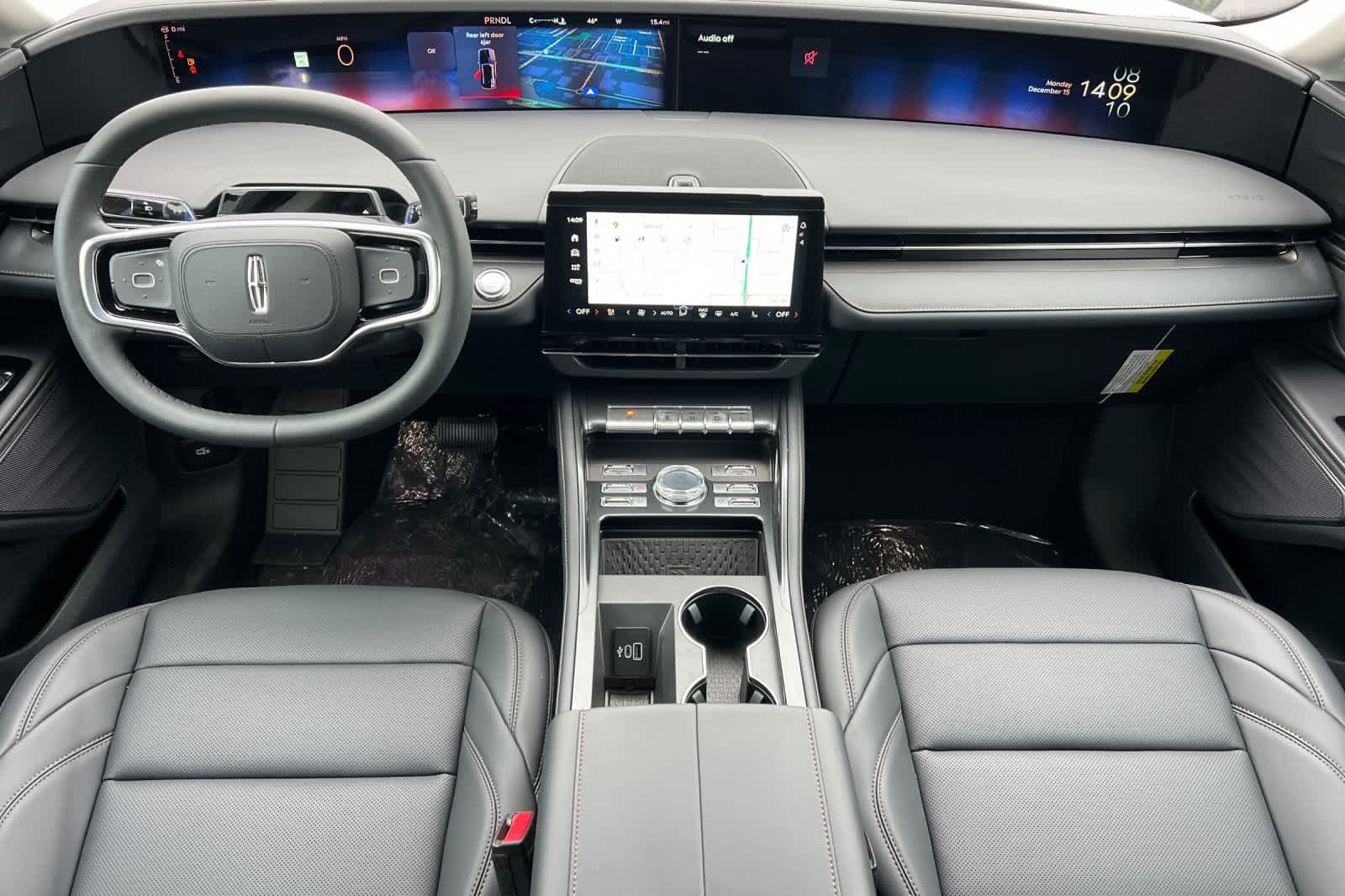 Thumbnail: 2026 Lincoln Nautilus - 3