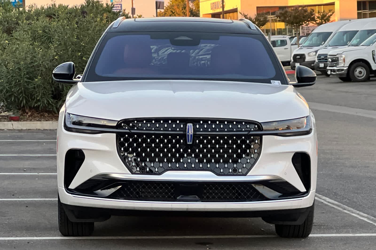 Thumbnail: 2026 Lincoln Nautilus - 11