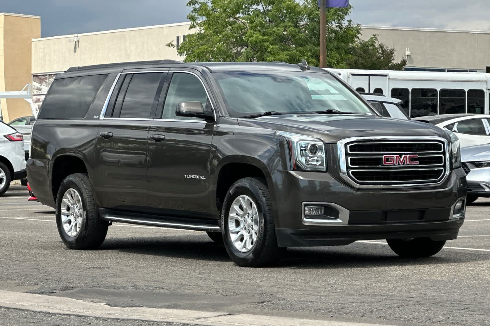 Thumbnail: 2019 GMC Yukon XL - 8