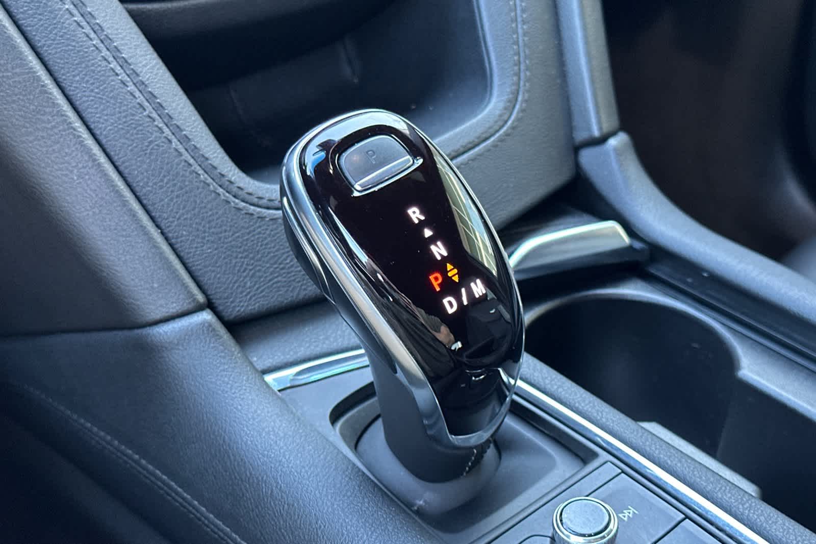 Thumbnail: 2021 Cadillac XT5 - 21