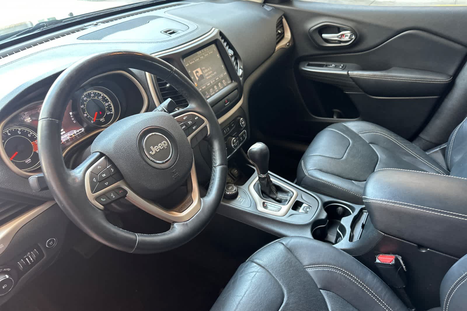2015 Jeep Cherokee Limited Edition 11