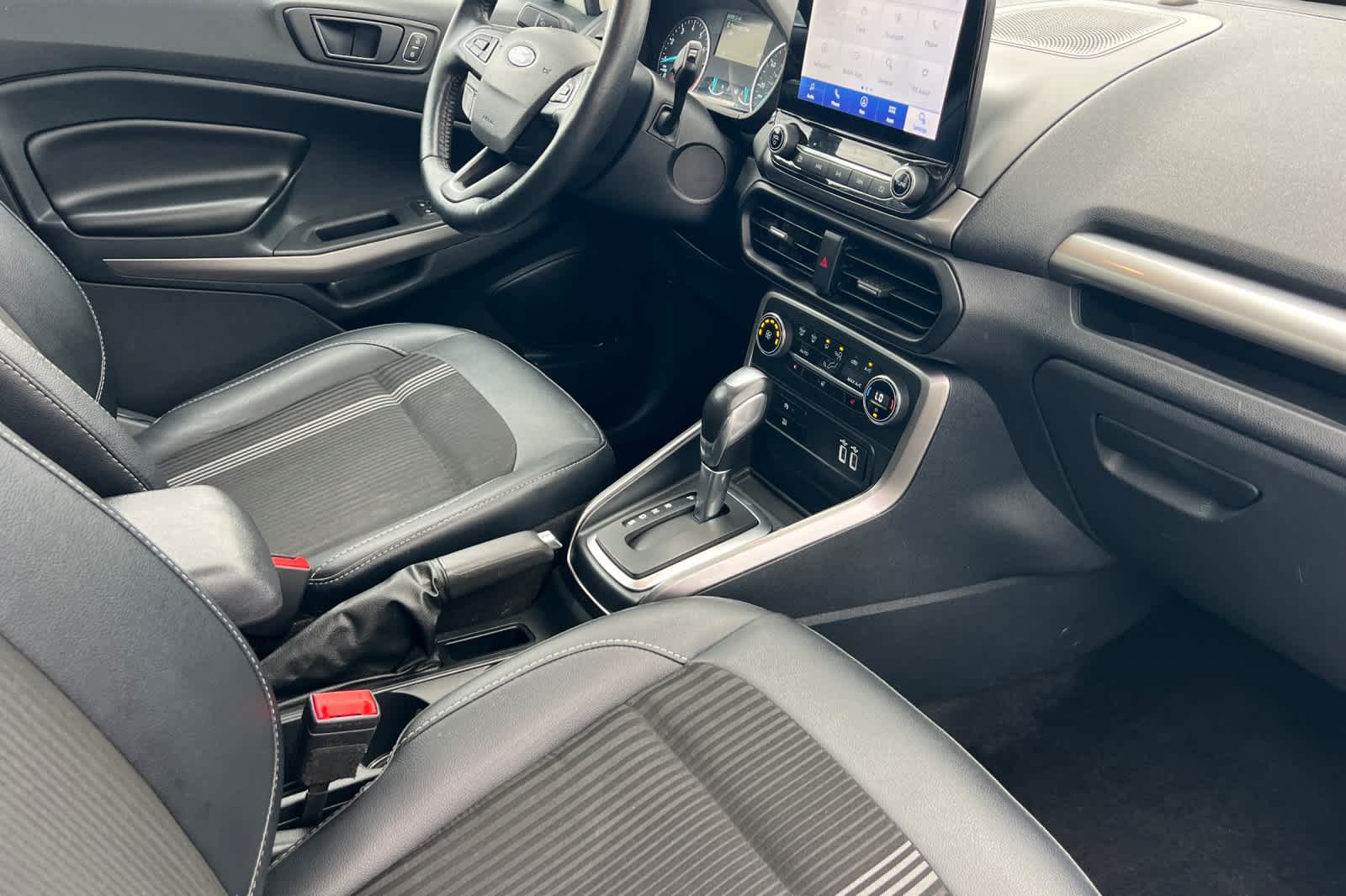 Thumbnail: 2021 Ford EcoSport - 16