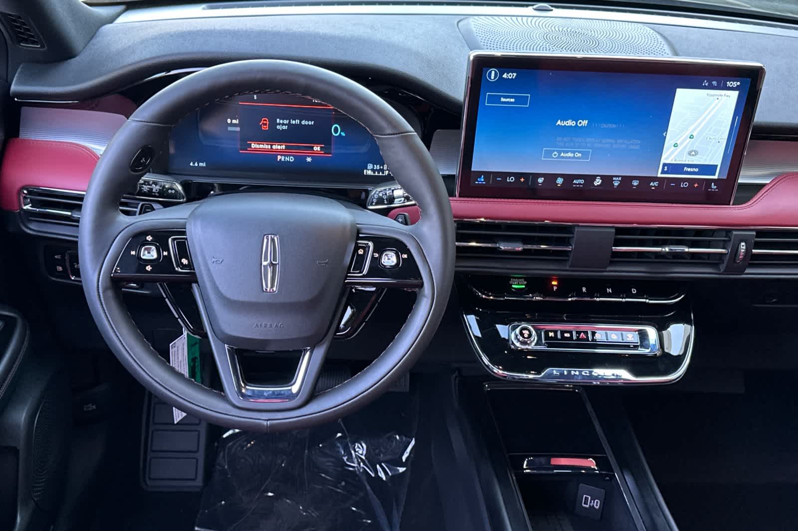 Thumbnail: 2025 Lincoln Corsair - 15