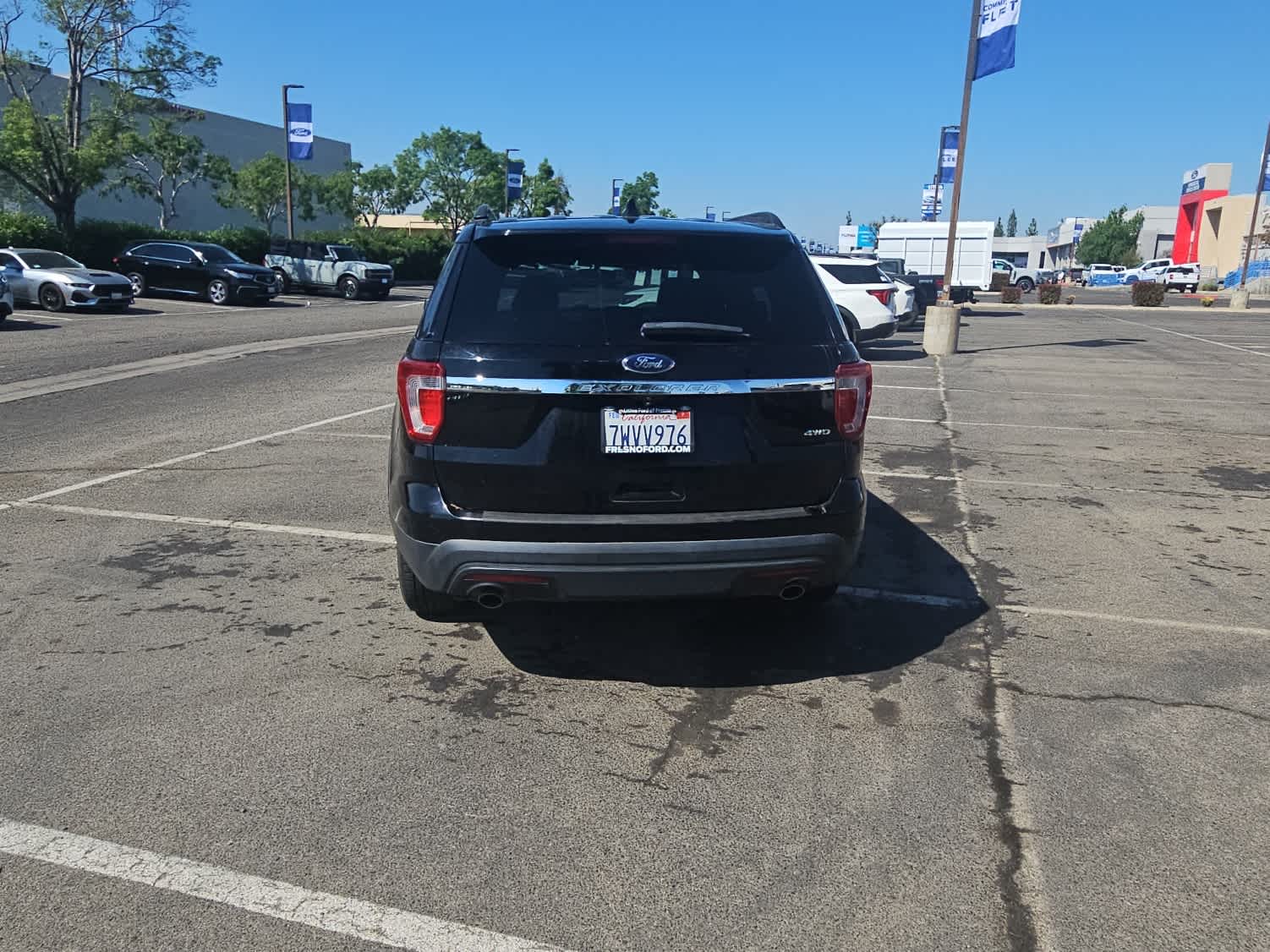 Thumbnail: 2017 Ford Explorer - 7