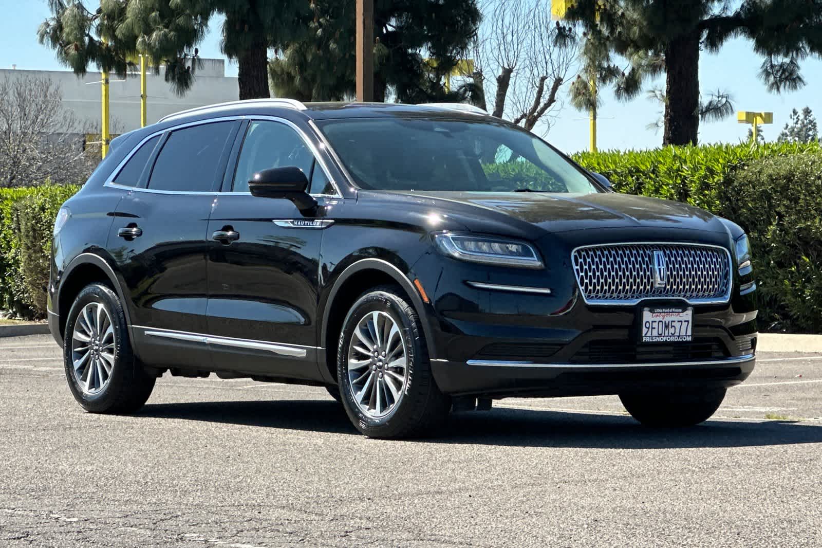 Thumbnail: 2023 Lincoln Nautilus - 9