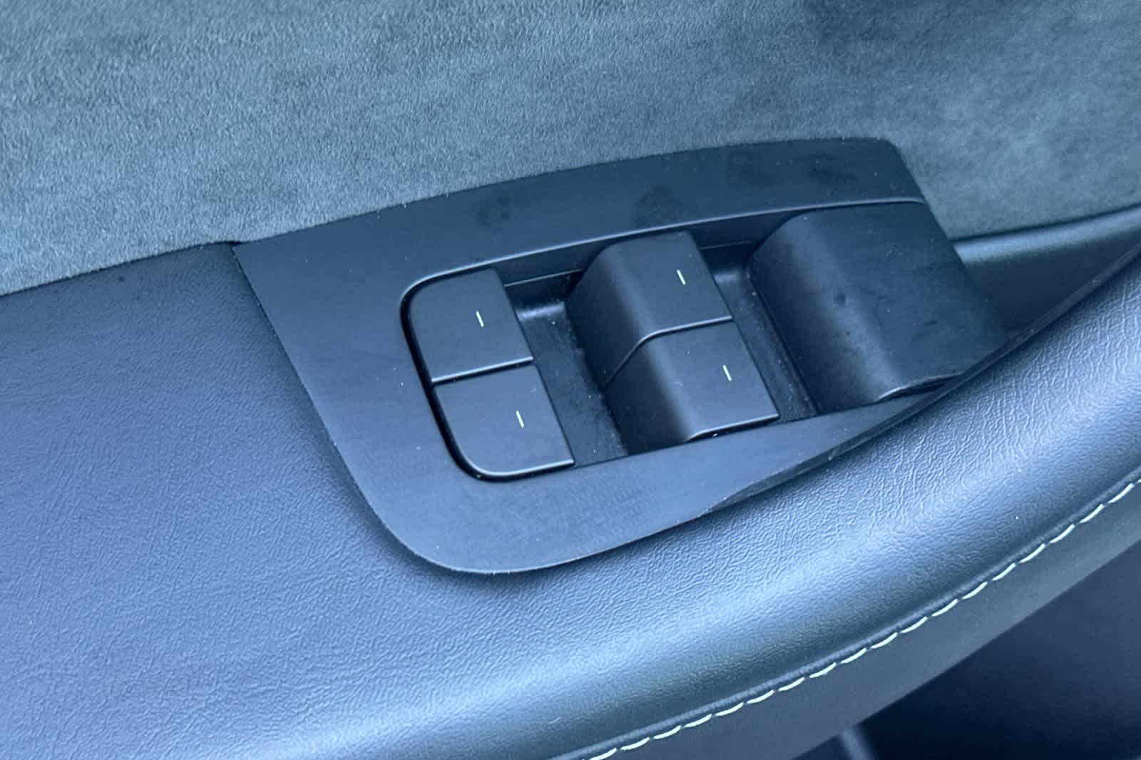 Thumbnail: 2023 Tesla Model 3 - 13